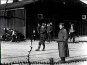 Фото 33. Лагерь Stalag VI-C Витмаршен. фото 1.<br>
 Съёмка 1944 года. Барак.
